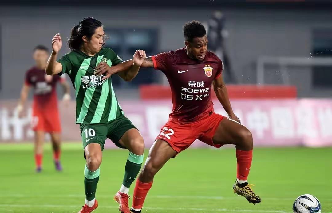 包含3-2，2-3！足协杯8强出炉！蓉城申花国安冲冠，中甲诞生最大黑马的词条